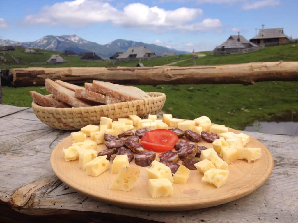 Bon repas à Velika Planina, Slovénie