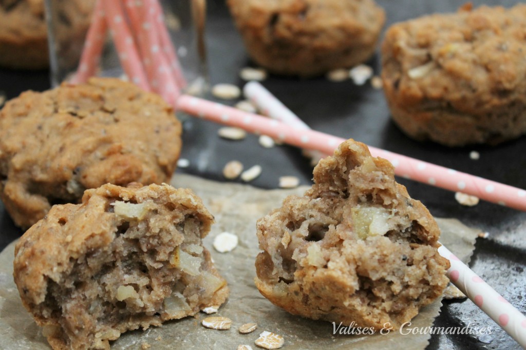 Easy Apple & Oats Muffins - Vegan and super healthy! www.valisesetgourmandises.com