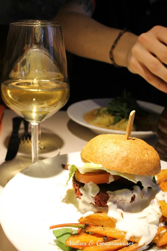 Beet chickpea burger in Vegan Restoran, Tallinn