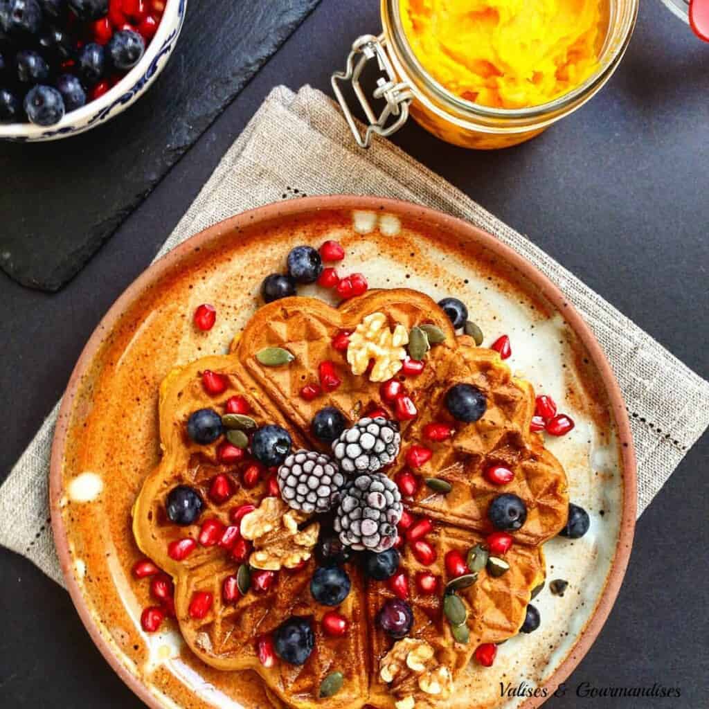 Vegan pumpkin waffles