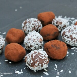 easy chocolate truffles - dairy-free, gluten-free, vegan - Valises & Gourmandises