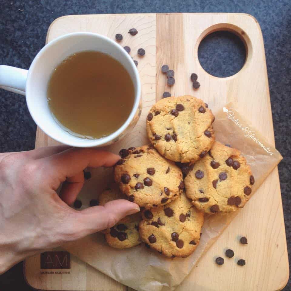 scrumptious vegan flour chocolate chip cookies