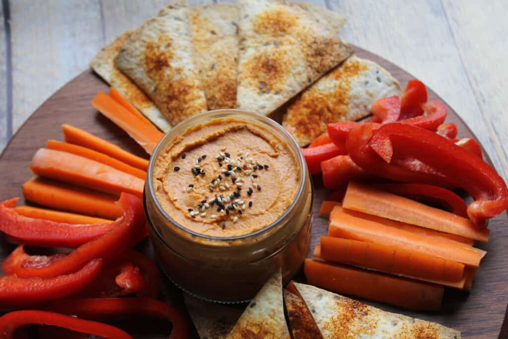 Vegan red pepper hummus - Valises & Gourmandises