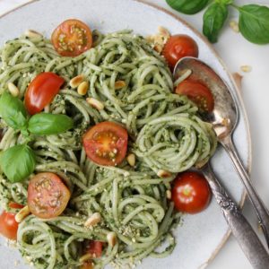 Spaghetti au pesto végane et sans gluten