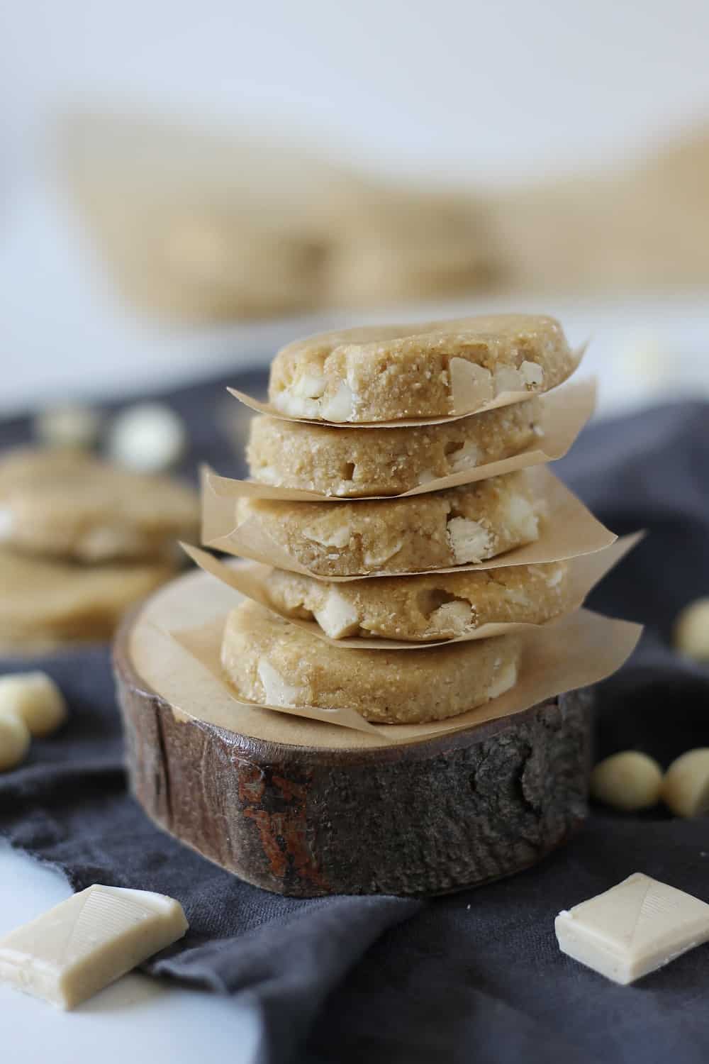 Biscuits véganes chocolat blanc et noix de macadam